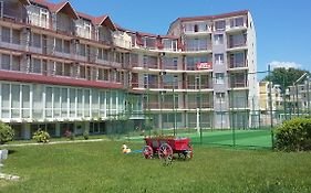 Клуб Хотел Ведрен